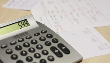 Την επόμενη εβδομάδα ανοίγει η ρύθμιση για τις 72 δόσεις – Έρχεται νέο πακέτο μέτρων για τη στήριξη νοικοκυριών και επιχειρήσεων