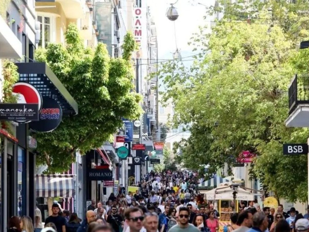 Η κατανάλωση αυξήθηκε περισσότερο από το διαθέσιμο εισόδημα των νοικοκυριών στο πρώτο τρίμηνο, στο -3,3% η αποταμίευση