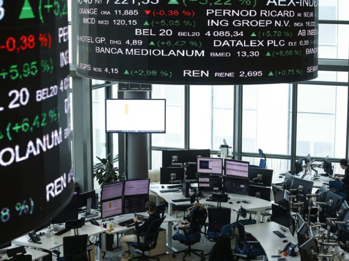 Απώλειες στις ευρωαγορές με το βλέμμα σε γεωπολιτική και επιτόκια