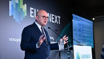 Μπουζνά: Η Ελλάδα από “δύσκολη περίπτωση” σε επενδυτική ευκαιρία – Στο επίκεντρο η ανάπτυξη της αγοράς και η τεχνολογία