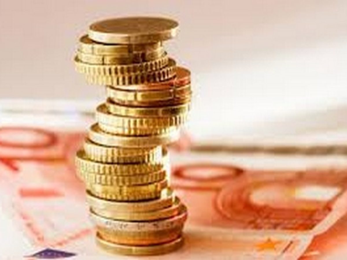 Το ευρώ ανεβαίνει πανω από τα 1,143 δολάρια