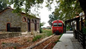 ΓΑΙΑΟΣΕ: Aξιοποίηση των σιδηροδρομικών σταθμών Λάρισας, Πλαταμώνα και Κατάκολου