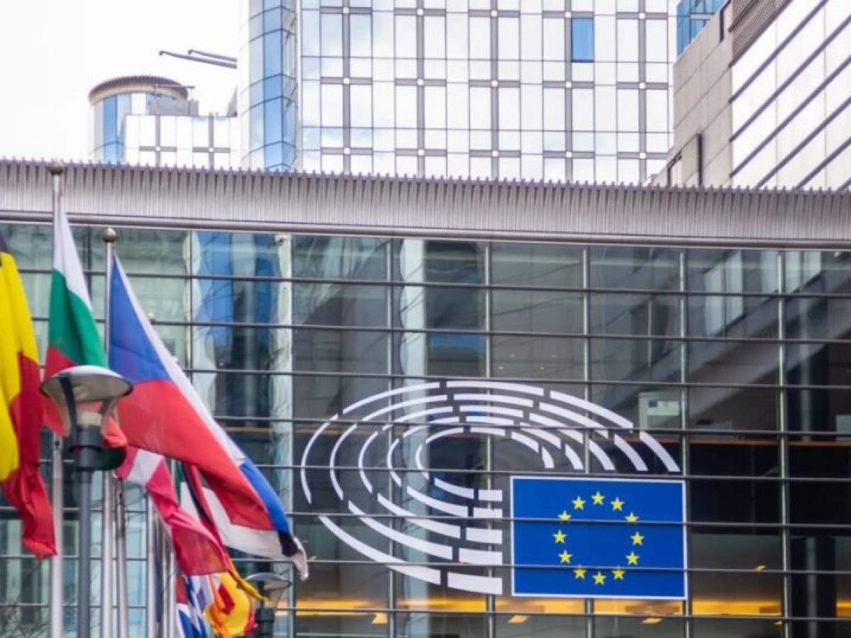 Ο ESM προειδοποιεί για νέους κινδύνους και πληθωριστικές πιέσεις στην Ευρωζώνη