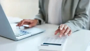 Ελεύθεροι επαγγελματίες: Δες τι σύνταξη «χτίζεις» ακόμη και μετά από 40 χρόνια