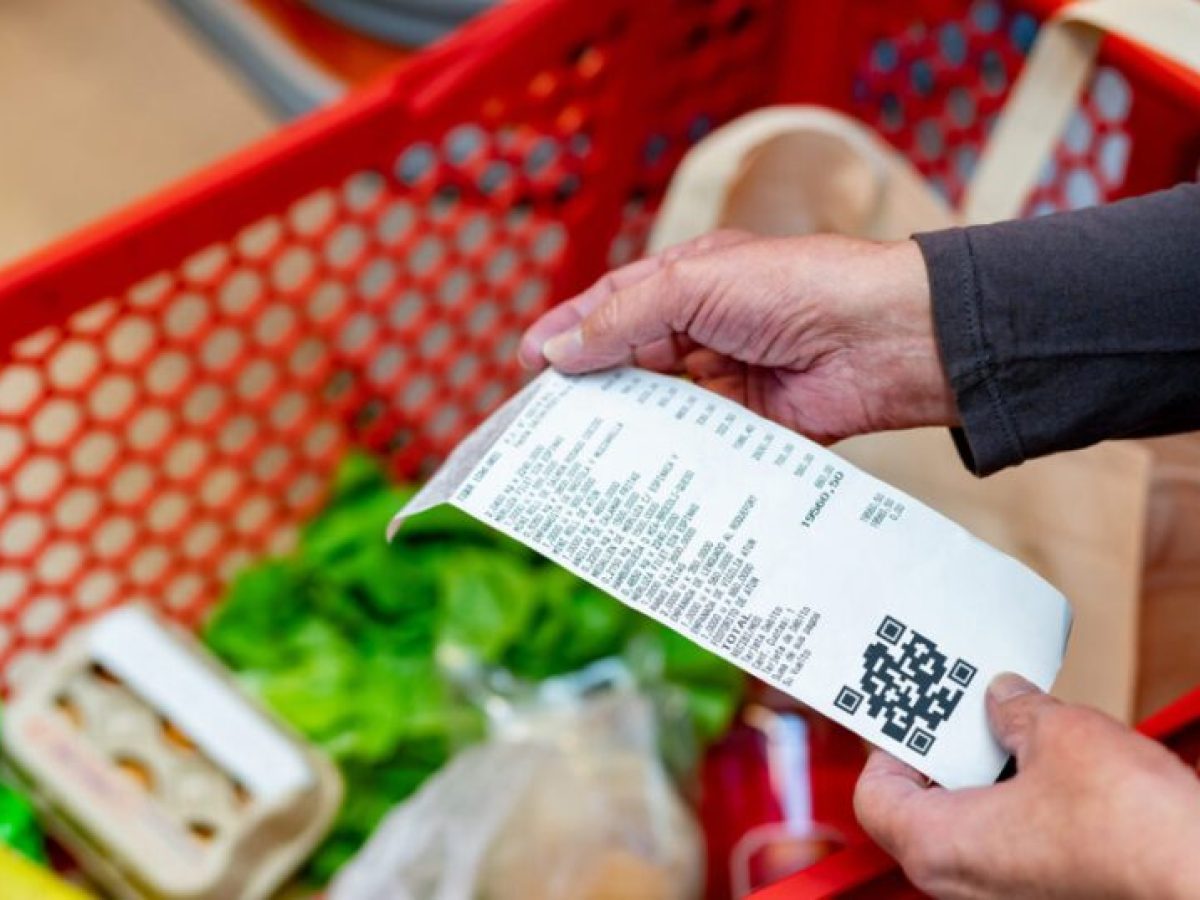 Στο 3,9% υποχώρησε ο πληθωρισμός στην Ελλάδα τον Ιούνιο και στο 2,8% στην Ευρωζώνη – Τα στοιχεία της Eurostat