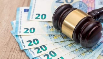 Οι έλεγχοι για τη φοροδιαφυγή δεν αποτρέπουν τα «κόλπα» εργοδοτών – Πώς αποφεύγουν την εφαρμογή κάρτας εργασίας