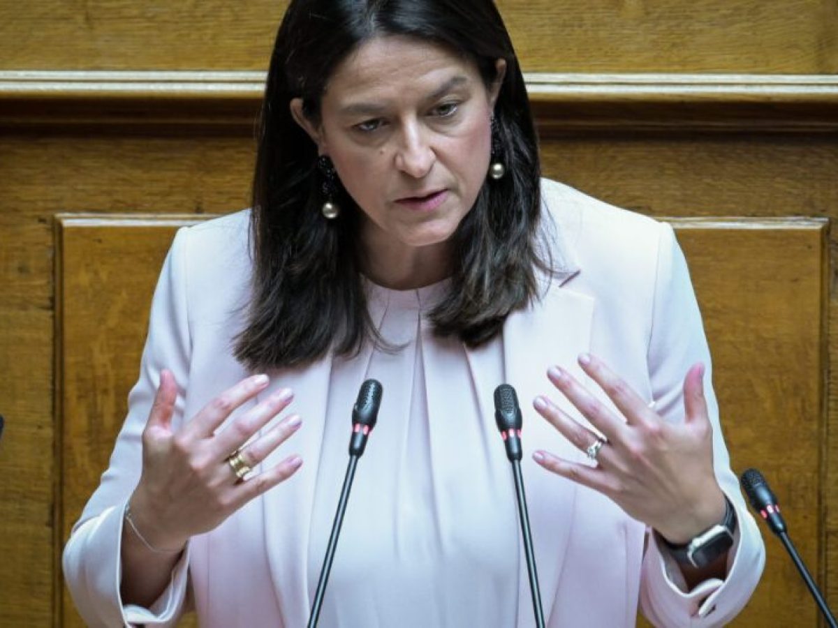 Κεραμέως: «Θεσπίζουμε τη δυνατότητα για συμπληρωματική σύνταξη μέσω του ν/σ για την επαγγελματική ασφάλιση»