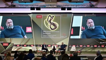 Βαγγέλης Μαρινάκης: «Με διόδια, δεν χρειάζεται να πληρώσεις για τον κίνδυνο πολέμου», είπε στο συνέδριο του Economist