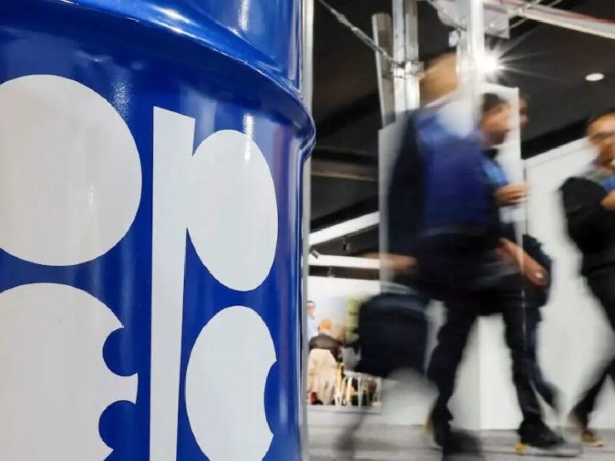 Ο ΟΠΕΚ+ σχεδιάζει να «παγώσει» την αύξηση στην παραγωγή πετρελαίου μετά τον Σεπτέμβριο