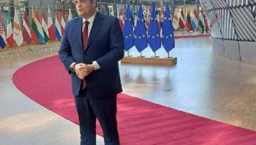 Πιερρακάκης προσερχόμενος στο Eurogroup: Δεν επιλέγουμε τις κρίσεις, αλλά τις πολιτικές για να τις αντιμετωπίσουμε