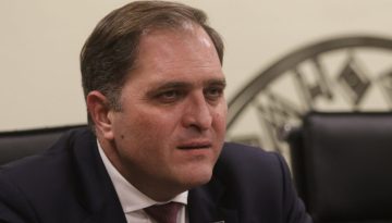 Ανοίγουν οι φάκελοι των εισοδημάτων εξωτερικού, η ΑΑΔΕ πατά το “κουμπί” των διασταυρώσεων