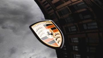 Πόρσε: Κόβει 5.000 θέσεις εργασίας έως το 2035