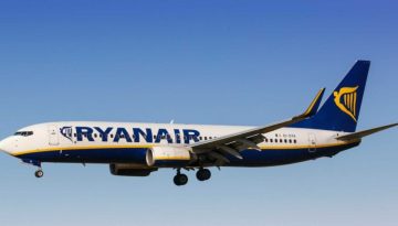 Πλήγμα 34% στα κέρδη της Ryanair λόγω της αύξησης τιμών στα καύσιμα από την κρίση στη Μέση Ανατολή