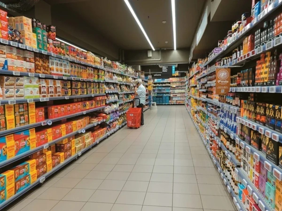 Περισσότερα προϊόντα, λιγότερες προσφορές: Τι άλλαξε στα σούπερ μάρκετ το 2026