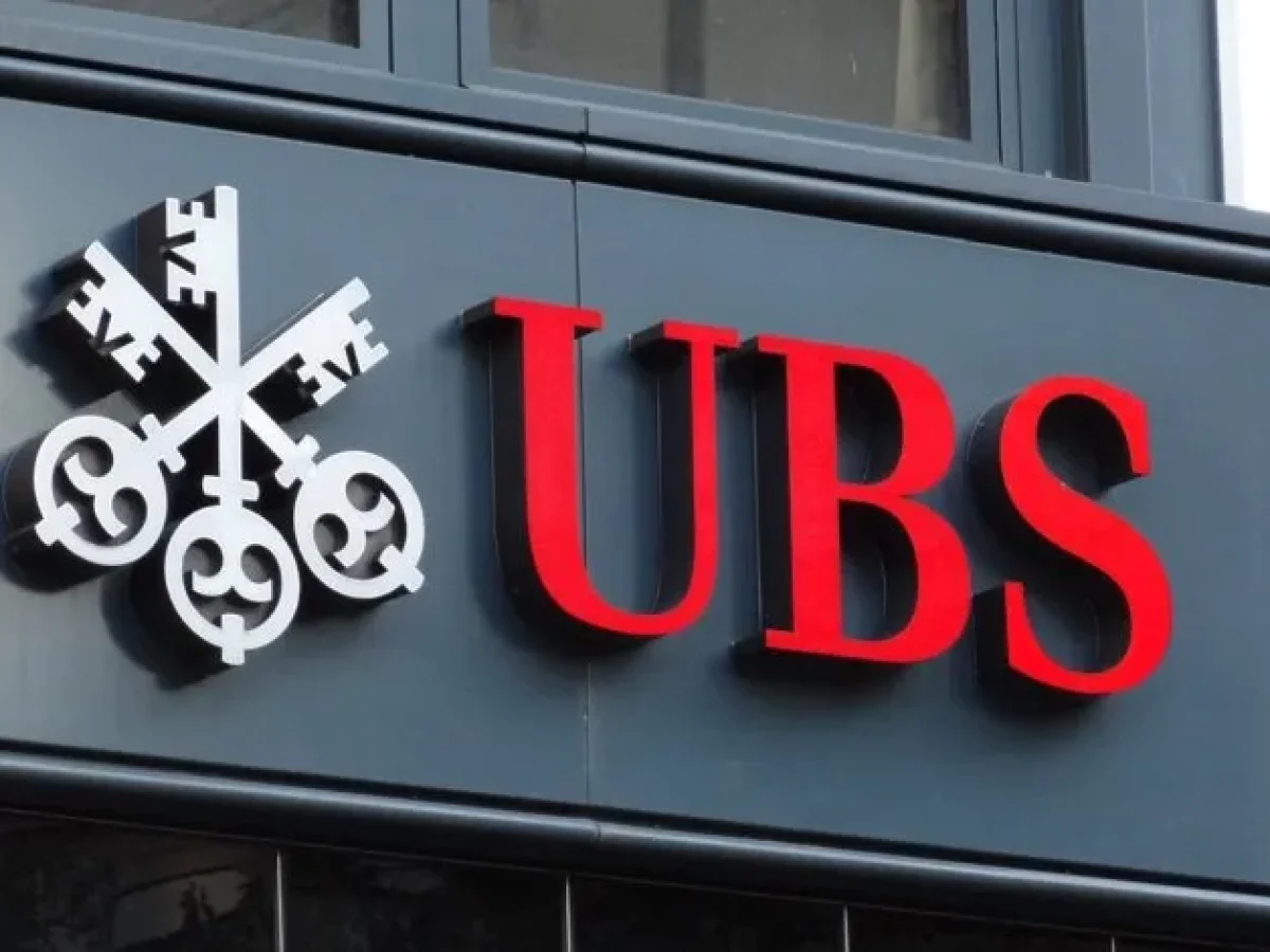 UBS: Αναβαθμίζει τις ευρωπαϊκές μετοχές σε «ελκυστικές» και βλέπει άνοδο 8% για τον Stoxx 600