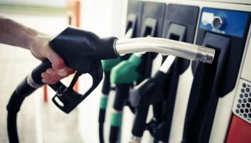 HELLENiQ ENERGY: Έκτακτη έκπτωση σε αμόλυβδη και πετρέλαιο κίνησης