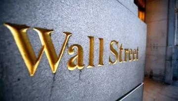 Wall Street: Βουτιά στις μετοχές AI και ημιαγωγών – Αντοχές από Dow Jones και πετρέλαιο