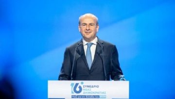Χατζηδάκης : Στα 40 εκατ. το κόστος των διυλιστηρίων για τις μειώσεις στα καύσιμα
