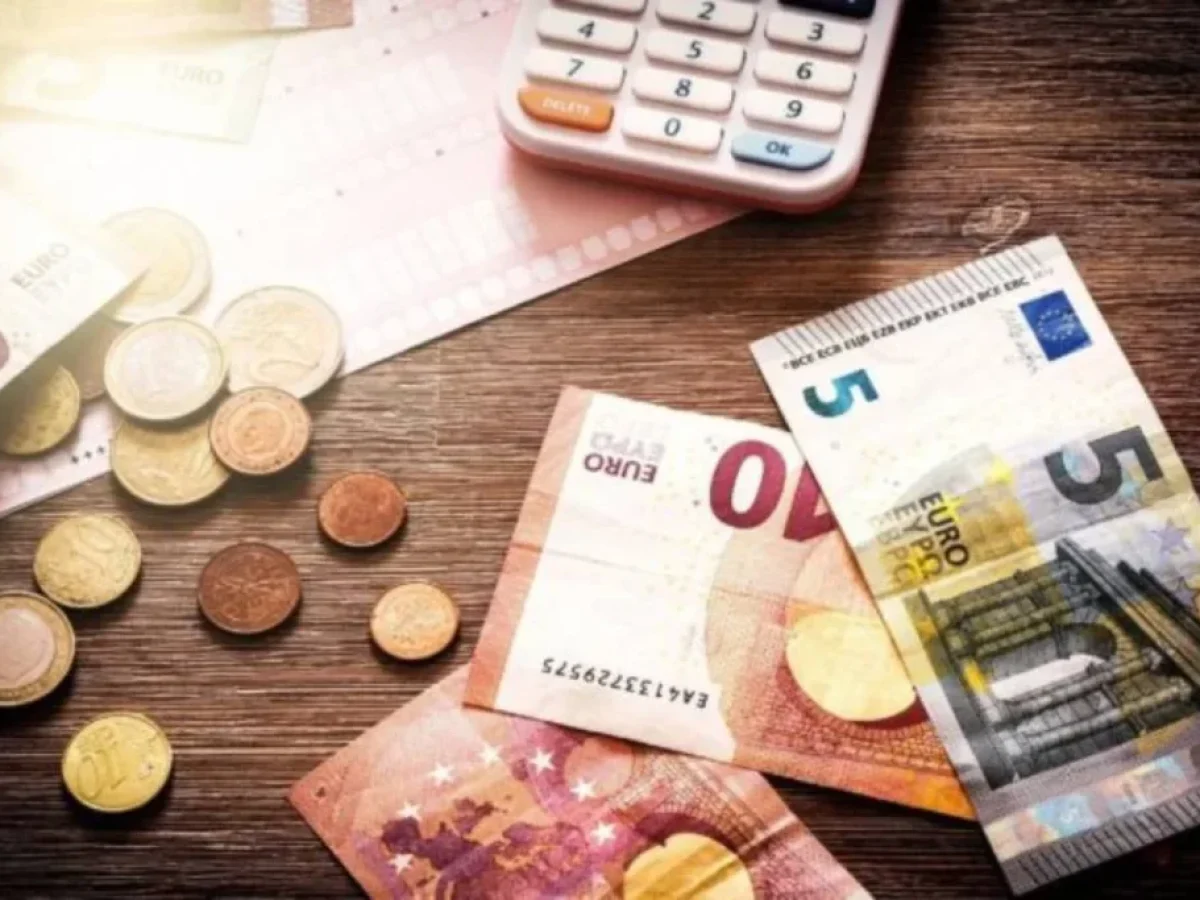 Χρέη στην εφορία: Άνοιξε η «72άρα» – Ποιοι ρίχνουν τη δόση ακόμη και στο μισό