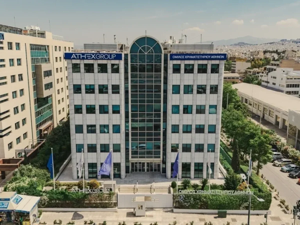 Πέντε στα πέντε στο Χρηματιστήριο: Οι τράπεζες έστειλαν τον δείκτη σε κορυφή 17ετίας
