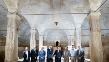 ΥΠΕΝ: Συμφωνία συνεργασίας με ΕΤΕπ για προώθηση επενδύσεων – Αφετηρία τα έργα σε ενέργεια και νερό