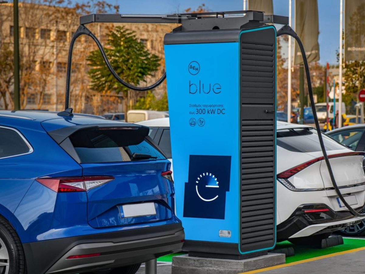 ΔΕΗ blue – Visa: Νέα καλοκαιρινή προσφορά με επιβράβευση έως 18€ τον μήνα για τη φόρτιση ηλεκτρικών οχημάτων | Alphafreepress.gr