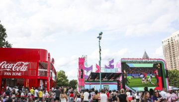 Η Coca-Cola «σκόραρε» σε Μουντιάλ και β’ τρίμηνο με καθαρά κέρδη 4,43 δισ. δολάρια – Αναβάθμισε τις προβλέψεις για το 2026