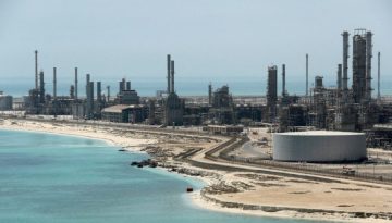 Το Brent υποχωρεί κάτω από τα 90 δολάρια – Οι επενδυτές ποντάρουν σε συμφωνία ΗΠΑ και Ιράν