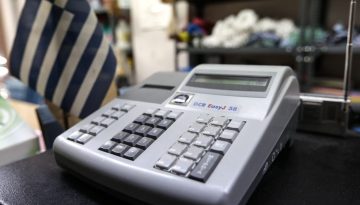 ΑΑΔΕ: Πάνω από 320.000 καταγγελίες πολιτών για φορολογικές παραβάσεις – Εντείνονται οι έλεγχοι ενόψει Δεκαπενταύγουστου – ertnews.gr