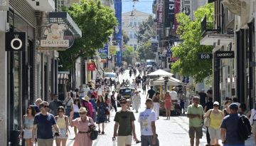 Θερινές εκπτώσεις: Χαμηλότερος ο τζίρος – Αυξημένες οι πιέσεις από το ηλεκτρονικό εμπόριο – ertnews.gr