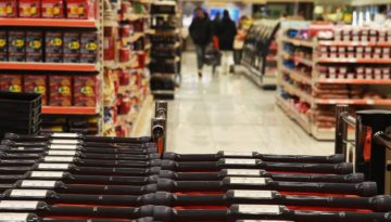 Market Pass 2026: Ποιοι είναι οι 210.000 δικαιούχοι – Πώς θα δοθεί το voucher τροφίμων