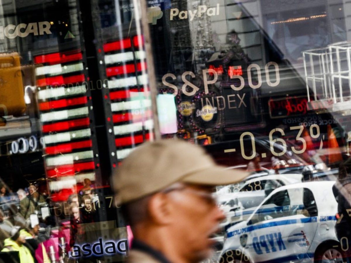 Στο πράσινο η Wall Street, τα βλέμματα στη Nvidia