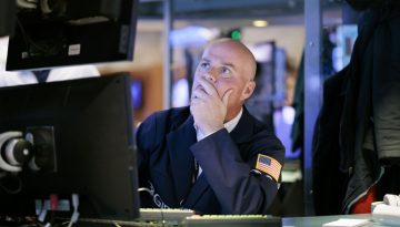 Wall Street: Πράσινο ταμπλό και καλύτερη εβδομαδιαία επίδοση για S&P 500 από τον Απρίλιο