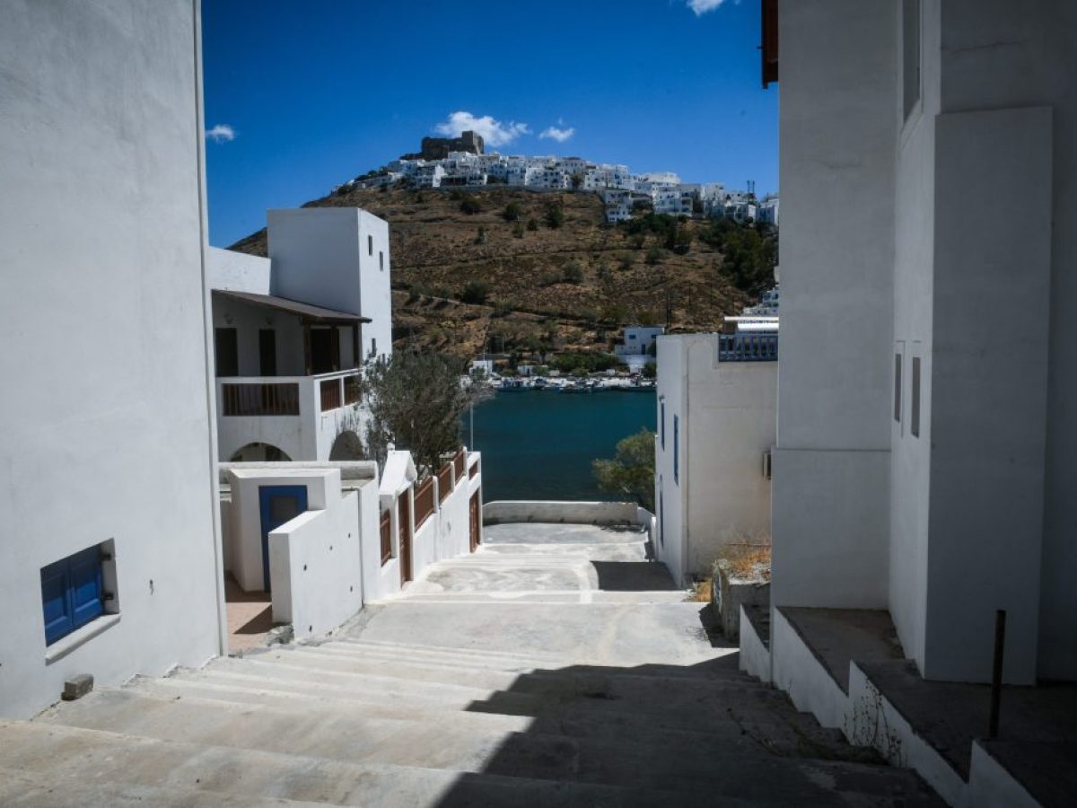 Ποιες αλλαγές φέρνει η ΚΥΑ του ΕΙδικού Χωροταξικού Πλαισίου για τον Τουρισμό