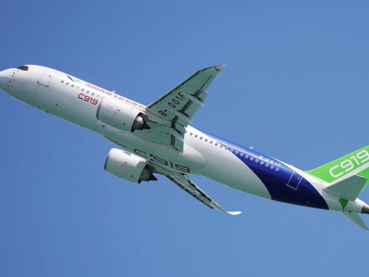 Πρώτη διεθνής πτήση για το C919 – Αμφισβητεί η Κίνα την κυριαρχία των Boeing και Airbus;