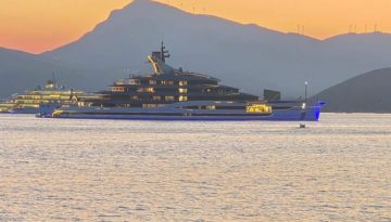 Deep Blue: Η θαλαμηγός του Κινέζου δισεκατομμυριούχου Ρίτσαρντ Λιου σε ελληνικά νερά