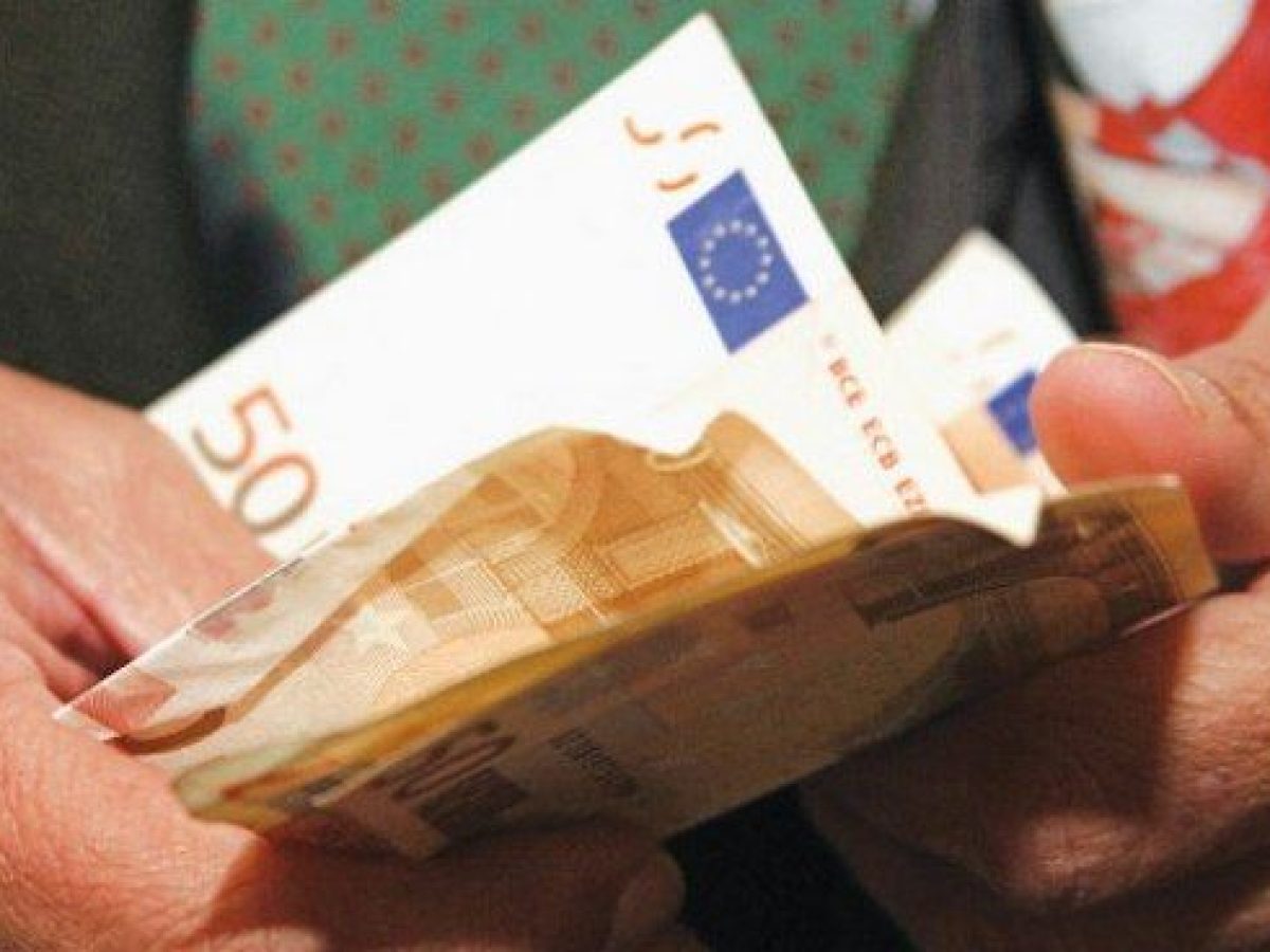 ΟΟΣΑ: Η Ελλάδα πρώτη σε μείωση εισοδήματος