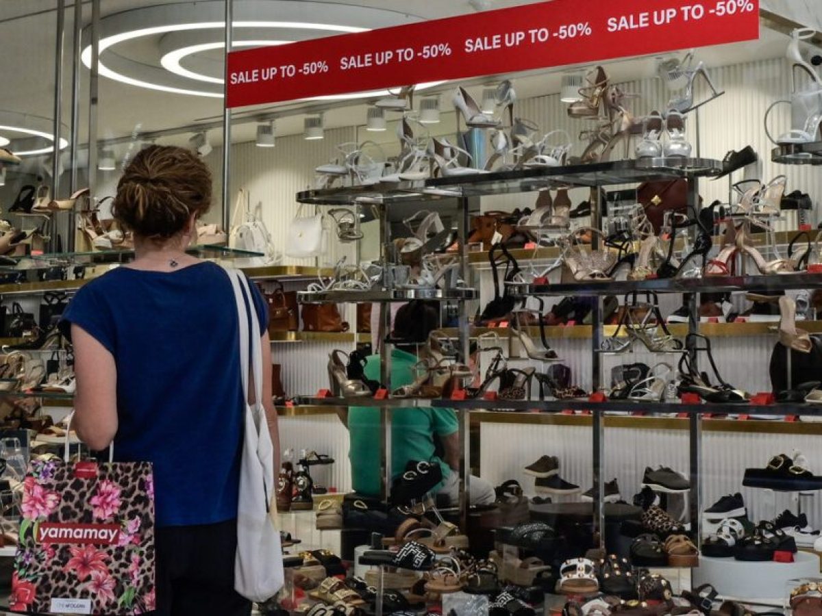 Θερινές εκπτώσεις 2026: Πότε ολοκληρώνονται και τι πρέπει να προσέξουν οι καταναλωτές – Aftodioikisi.gr