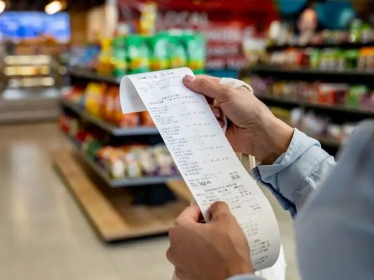 Μειωμένες τιμές έως 30% στα σούπερ μάρκετ από Δευτέρα σε 1.660 κωδικούς – Τα βλέμματα στην επιδότηση για ντίζελ