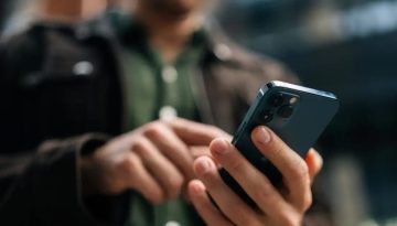 Η αγορά smartphones σημείωσε το χειρότερο β’ τρίμηνο των τελευταίων 13 ετών