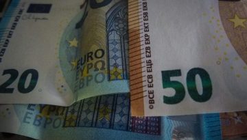 ΟΠΕΚΑ: Πότε καταβάλλεται το ετήσιο επίδομα σε οικογένειες ορεινών και μειονεκτικών περιοχών