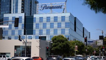 Paramount: “Στο τραπέζι” η πώληση του CNN