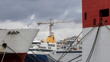 Ακτοπλοΐα: Εκτοξεύεται το κόστος από τους νέους ευρωπαϊκούς κανόνες – Πιέσεις σε εισιτήρια και μικρές εταιρείες