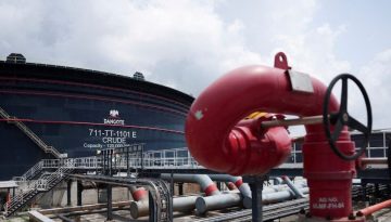 To Brent επιστρέφει σε άνοδο για τα 93 δολάρια – Διχασμένη η αγορά για το αποτέλεσμα των κυρώσεων των ΗΠΑ στο Ιράν