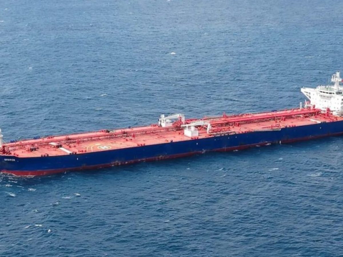 Η Ρωσία ενισχύει τις θαλάσσιες μεταφορές πετρελαίου μέσω της Αρκτικής και δημιουργεί νέους κόμβους μεταφοράς