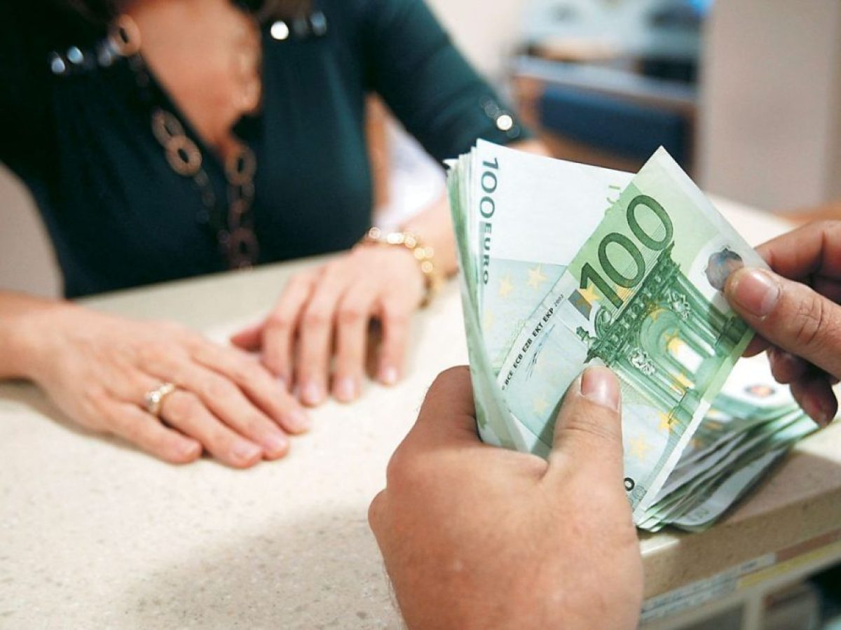 Συνταξιούχοι δύο ταχυτήτων- Μεγάλο χάσμα στις συντάξεις Δημοσίου και ιδιωτικού τομέα