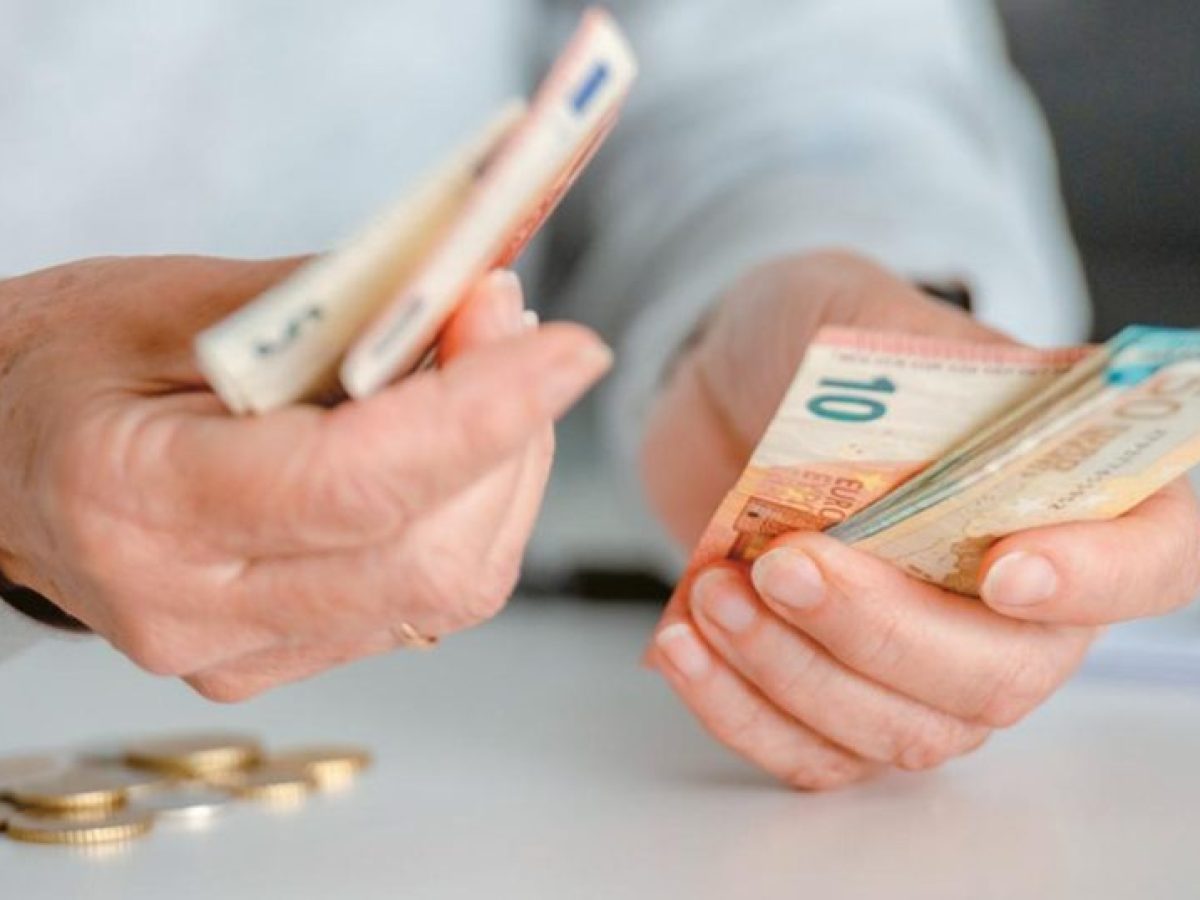 Προσοχή στις μεταφορές χρημάτων: Πότε η ΑΑΔΕ τις χαρακτηρίζει δωρεές
