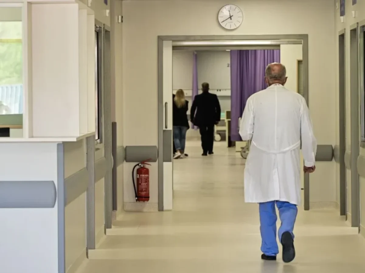 &Tau;&omicron; &Epsilon;&Sigma;&Upsilon; &alpha;&nu;&alpha;&beta;&alpha;&theta;&mu;ί&zeta;&epsilon;&tau;&alpha;&iota;: &Chi;&rho;&eta;&mu;&alpha;&tau;&omicron;&delta;ό&tau;&eta;&sigma;&eta; 8,26 &epsilon;&kappa;&alpha;&tau;. &alpha;&pi;ό &Epsilon;&Sigma;&Pi;&Alpha; &ndash; &Sigma;&epsilon; &pi;&rho;ώ&tau;&omicron; &pi;&lambda;ά&nu;&omicron; &tau;&alpha; &Epsilon;&pi;&epsilon;ί&gamma;&omicron;&nu;&tau;&alpha;