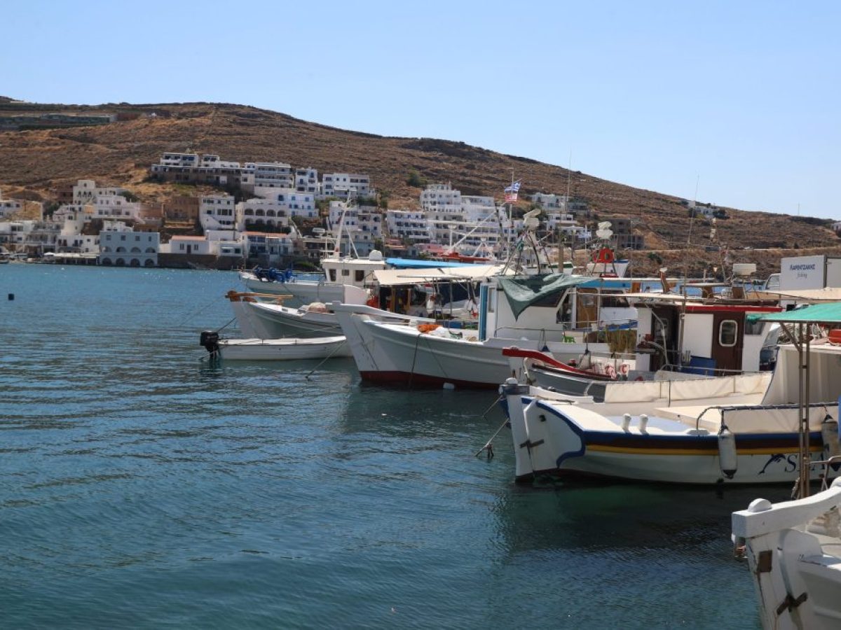 &Upsilon;&Pi;&Epsilon;&Nu;: &Pi;&rho;ά&sigma;&iota;&nu;&omicron; &phi;&omega;&sigmaf; &alpha;&pi;ό &tau;&eta;&nu; &Epsilon;&upsilon;&rho;&omega;&pi;&alpha;ϊ&kappa;ή &Epsilon;&pi;&iota;&tau;&rho;&omicron;&pi;ή &gamma;&iota;&alpha; έ&rho;&gamma;&alpha; 2,3 &delta;&iota;&sigma;. &epsilon;&upsilon;&rho;ώ &sigma;&tau;&alpha; &nu;&eta;&sigma;&iota;ά &ndash; ertnews.gr