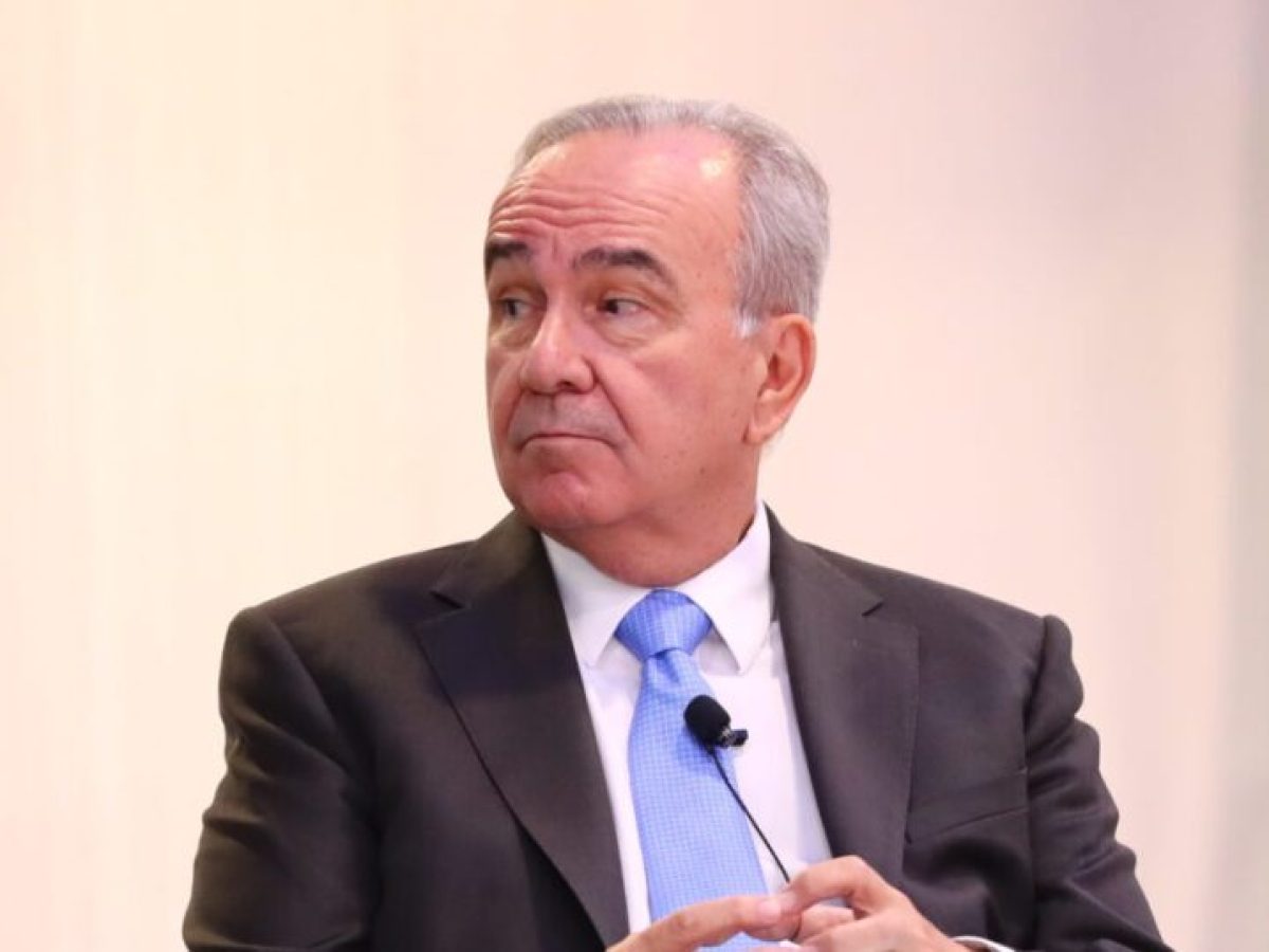 &Pi;&alpha;&pi;&alpha;&theta;&alpha;&nu;ά&sigma;&eta;&sigmaf;: 23 &delta;&iota;&sigma;. &epsilon;&upsilon;&rho;ώ &epsilon;&pi;&epsilon;&nu;&delta;ύ&sigma;&epsilon;&iota;&sigmaf; &gamma;&iota;&alpha; &tau;&eta;&nu; &pi;&epsilon;&rho;ί&omicron;&delta;&omicron; &mu;&epsilon;&tau;ά &tau;&omicron; &Tau;&alpha;&mu;&epsilon;ί&omicron; &Alpha;&nu;ά&kappa;&alpha;&mu;&psi;&eta;&sigmaf;